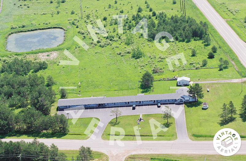 Sunset Motel - 2001 Aerial (newer photo)